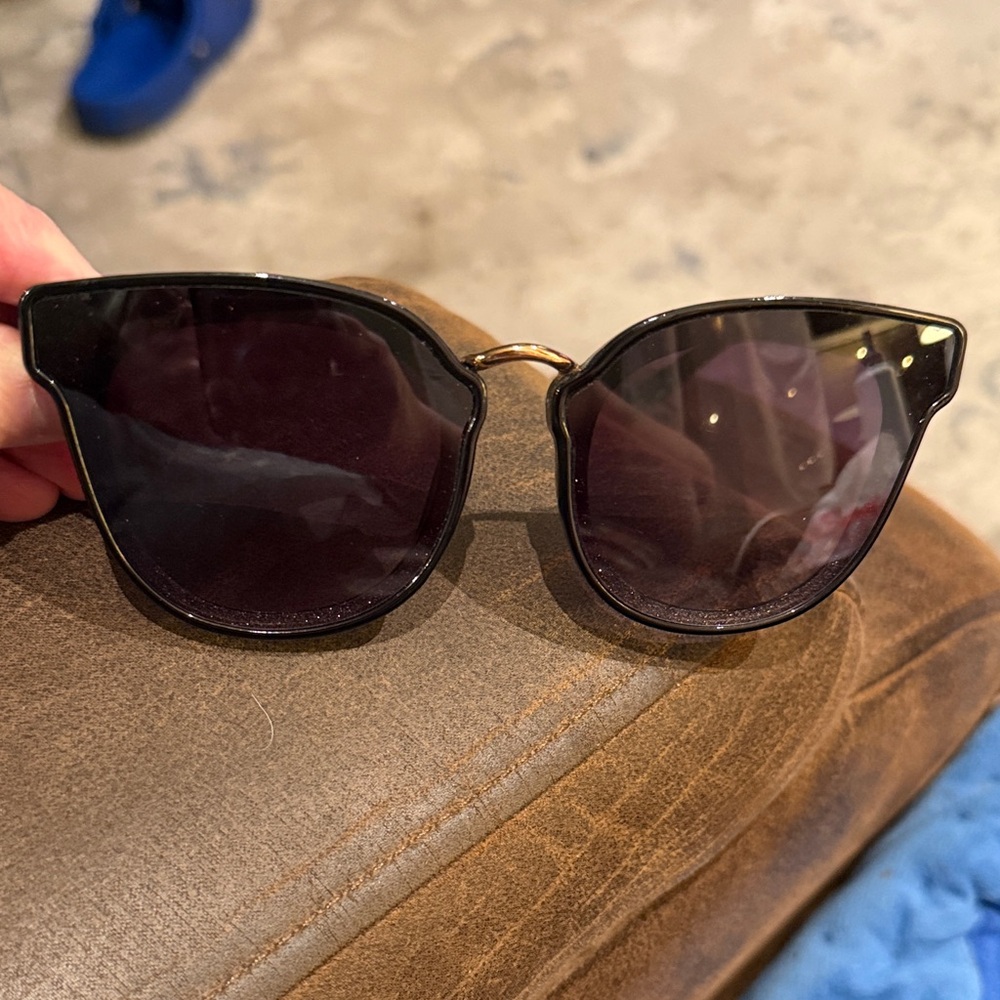 Jessica Simpson Sunnies